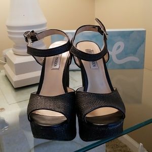 Steve Madden wedge